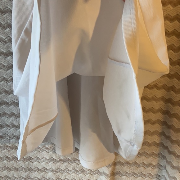 Plain white dress - Picture 5 of 6